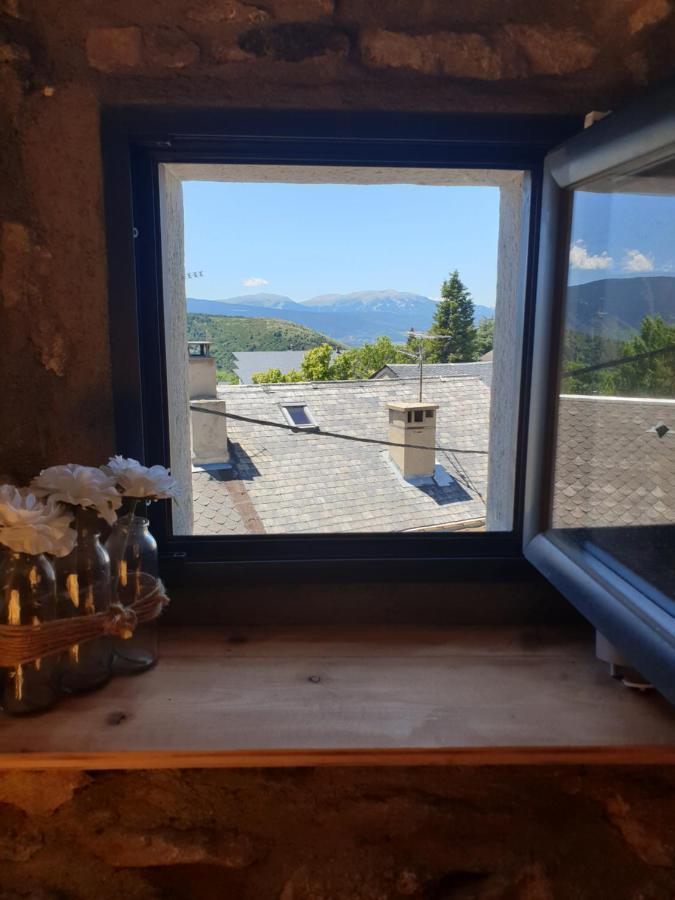 Готель La Petite Chapelle Font-Romeu-Odeillo-Via Екстер'єр фото