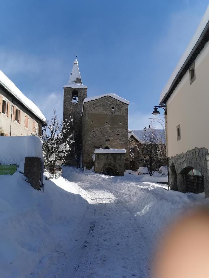Готель La Petite Chapelle Font-Romeu-Odeillo-Via Екстер'єр фото